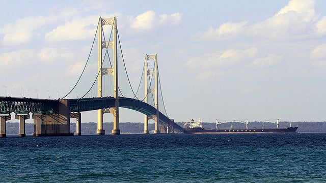 GettyImages-Mackinac-Bridge-82082748.jpg 