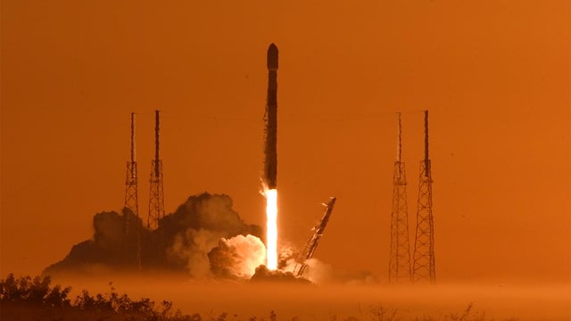 011823-launch1.jpg 