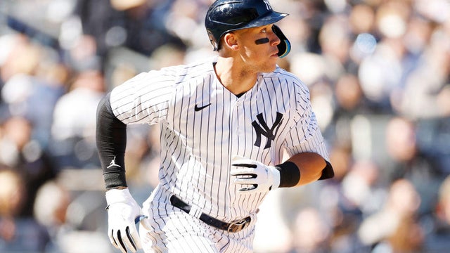 San Francisco Giants v New York Yankees 