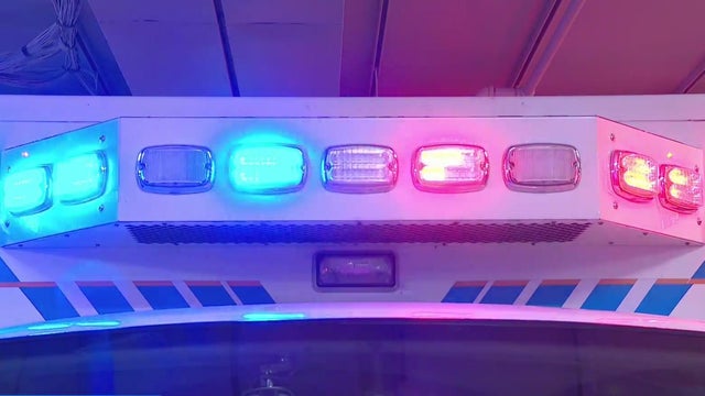 ambulance-lights-ems.jpg 