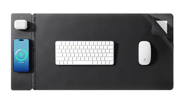 Journey Alti Wireless Charging Desk Mat 