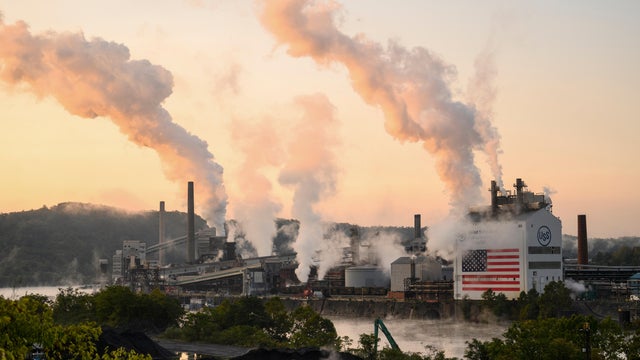 Trump Sets 25% Tariffs on Steel, Aluminum, Heightening Trade War 