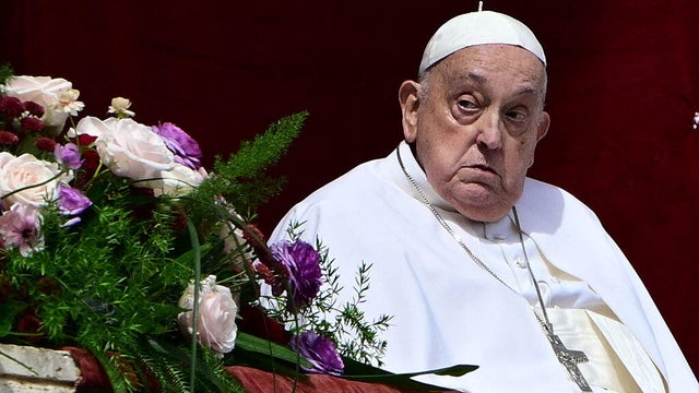 TOPSHOT-VATICAN-RELIGION-URBI-ORBI-EASTER 
