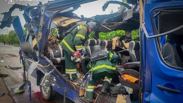 9 killed, 7 injured in Russian attack on passenger van in Sumy: Ukraine 