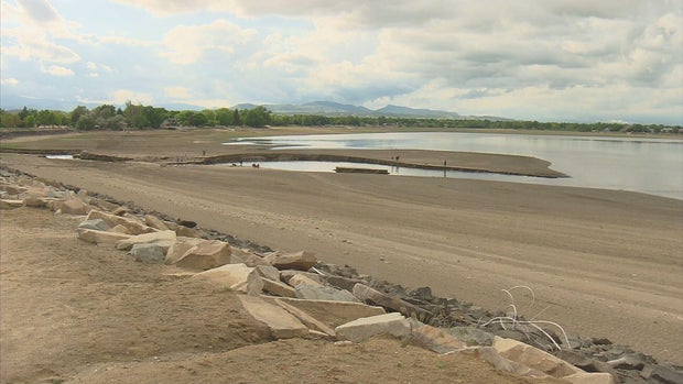 lake-loveland-plummetig-water-levels-2025.jpg 